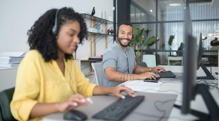 2 people in help centre